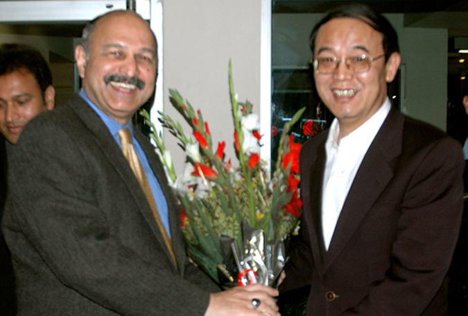 Mushahid Hussain meeting VIce-President Xi Jinping in Beijing