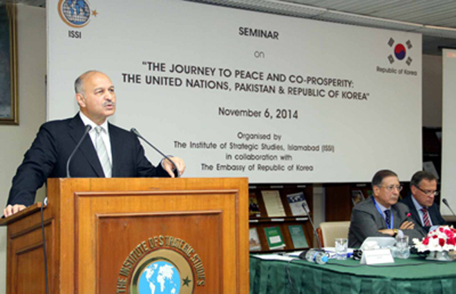 Mushahid urges UN to take notice of LoC violations; criticises Jaitley's irresponsible remarks 